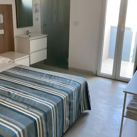 Rosa Otel